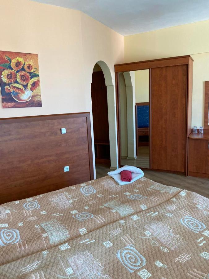 Pancho Family Hotel 크레네보 외부 사진