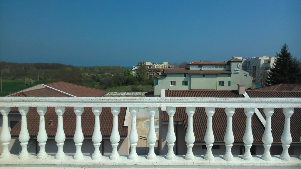 Pancho Family Hotel 크레네보 객실 사진